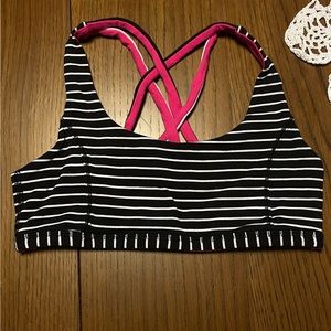 Ivivva reversible sports bra black white pink